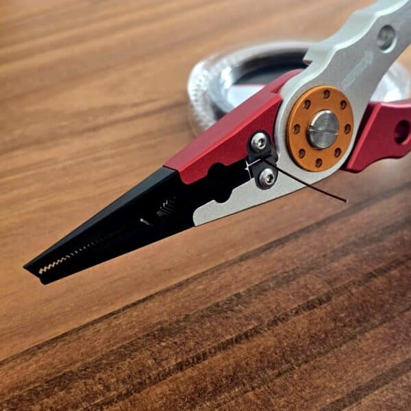 Pinza Red Fish Aluminio Abreanillas Corta Multifilamento + Funda y Extensible - Imagen 5