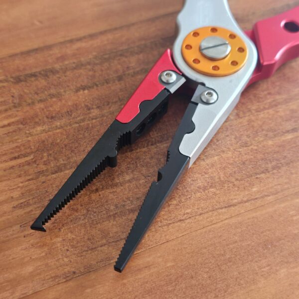 Pinza Red Fish Aluminio Abreanillas Corta Multifilamento + Funda y Extensible - Imagen 8