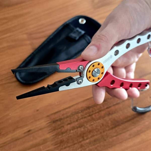 Pinza Red Fish Aluminio Abreanillas Corta Multifilamento + Funda y Extensible - Imagen 7